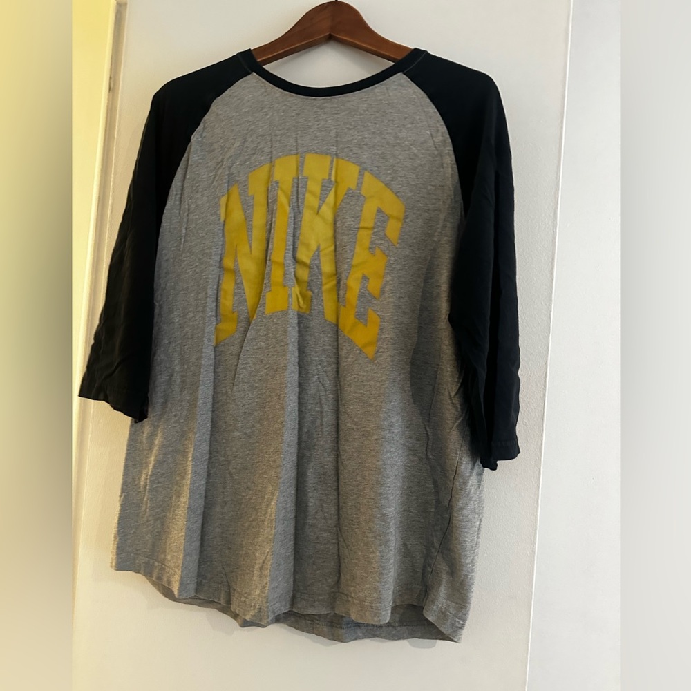 NIKE grey and black Raglan 3/4 sleeve t-shirt